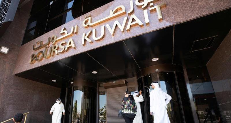 بورصة الكويت توقف تداول 6 شركات