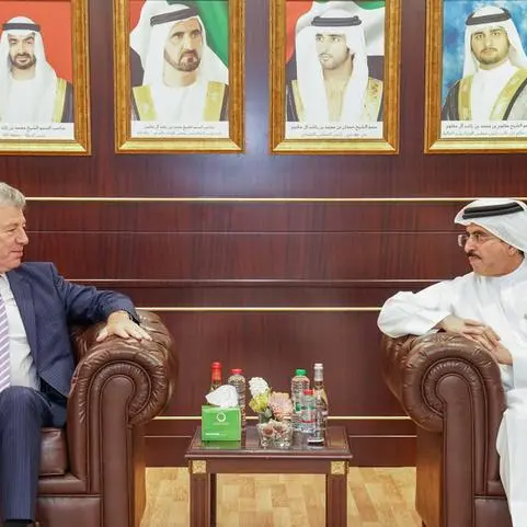 معالي سعيد الطاير يستقبل بول غريفيث، الرئيس التنفيذي لمطارات دبي