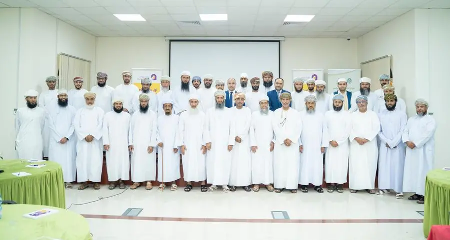 Bank Nizwa advocates the importance of endowments, organises workshop on Waqf at College of Shari'a Sciences