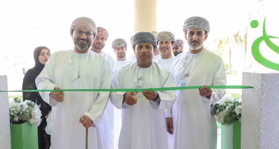 BankDhofar opens four branches in different universities