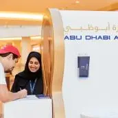 Abu Dhabi Awards Volunteers at Malls in Abu Dhabi