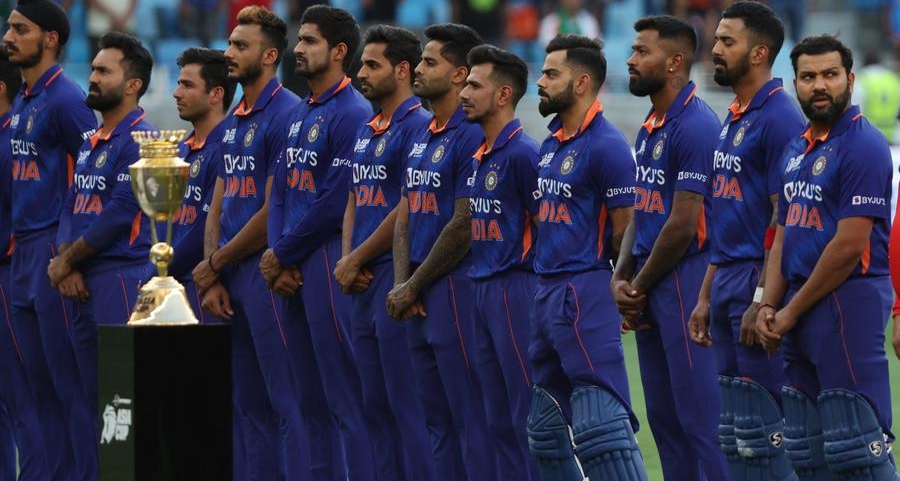 Jayawardene steps down as coach, gets bigger role at IPL's Mumbai Indians