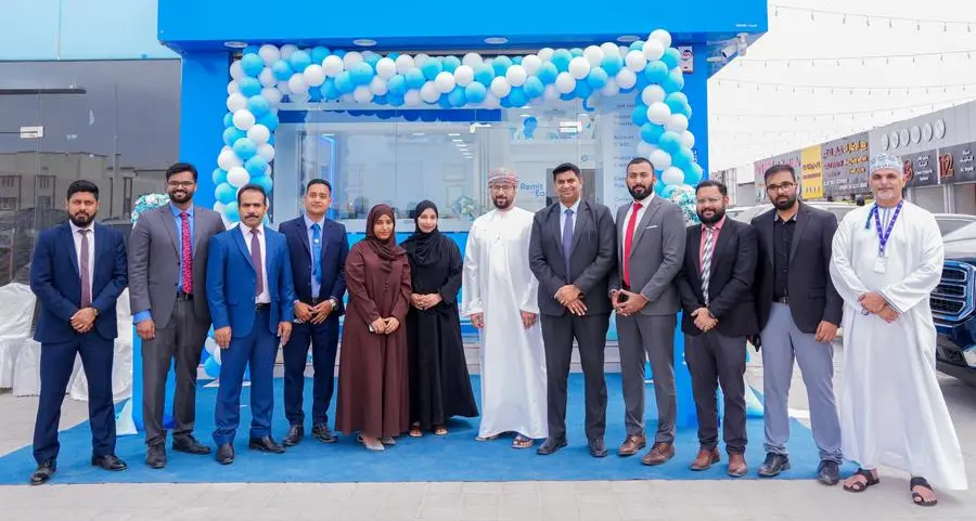 LuLu Exchange opens new Customer Engagement Center in Mabelah and upgrades Tharmad Center