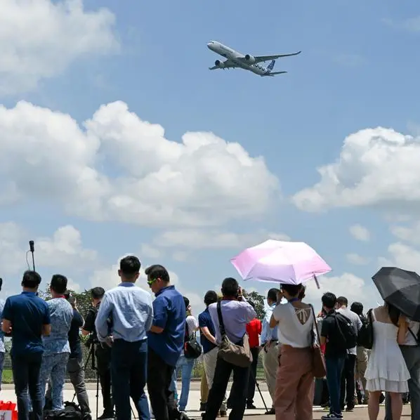 Made-in-China airliner seeks buyers at Singapore Airshow