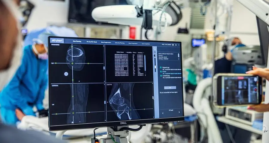 Healthpoint celebrates milestone of 100 robotically assisted surgeries