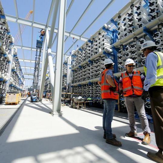 EIB studies investment in Egypt’s seawater desalination plans