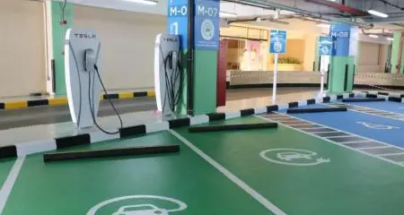 City Centre Muscat supports Oman's green agenda with free electric vehicle charging facility