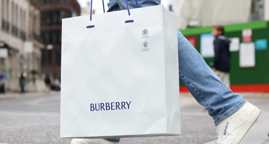 Burberry gets holiday boost from US shoppers