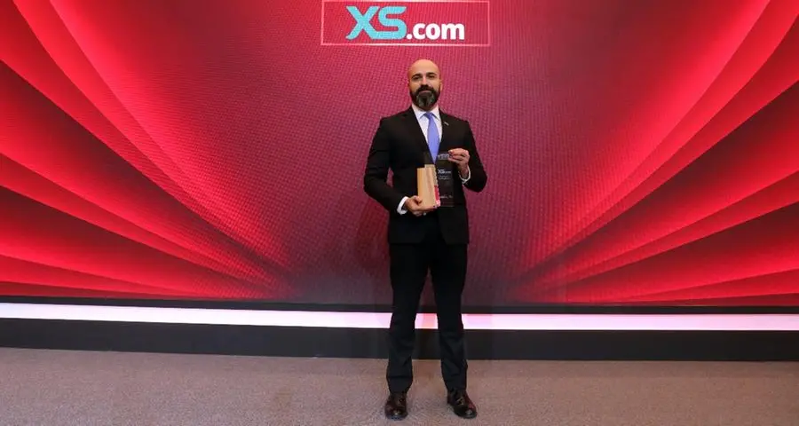 XS.com honored as “Best Online Trading Broker” at Smart Vision Summit Bahrain