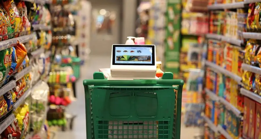 Al Meera unveils cutting-edge smart shopping carts for the first time in the Middle East