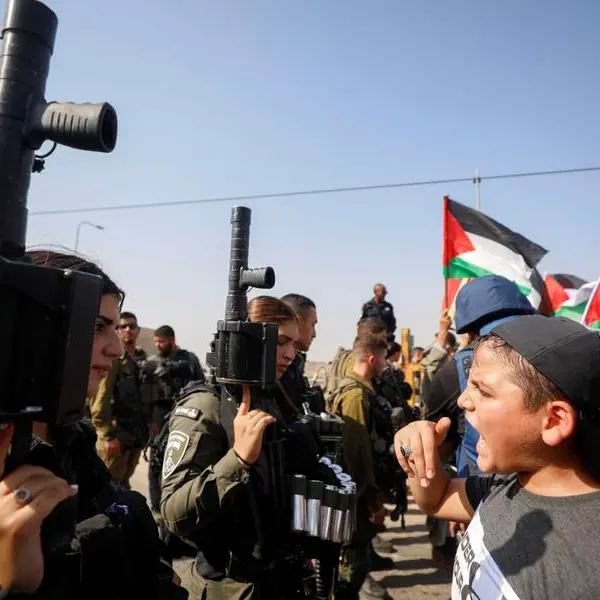 Two Palestinian gunmen, Israeli army officer killed in West Bank clash