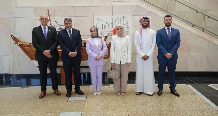 RCSI Medical University of Bahrain presents future plans to HEC Secretary General