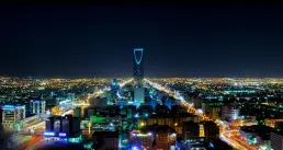 السعودية- قطاع الصناعات الدوائية والطبية والتقنيات الحيوية يتصدر أنشطة الاندماج والاستحواذ في 2015