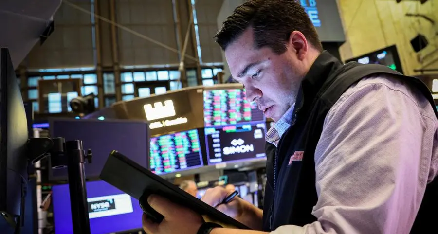 US Stocks: Dow, S&P boosted by banks; cautious on consumer confidence data