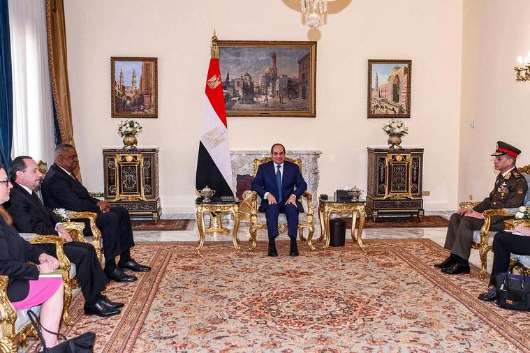 Al-Sisi, US Secretary of Defence discuss bilateral relations, regional issues