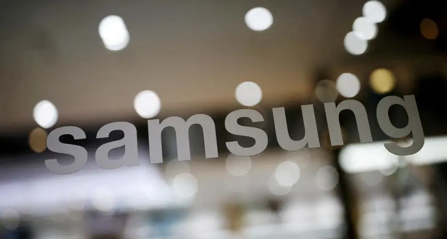 Samsung loses top spot in smartphone sales in Middle East, Africa