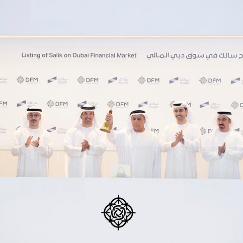 Salik debuts listing and trading of its shares on DFM