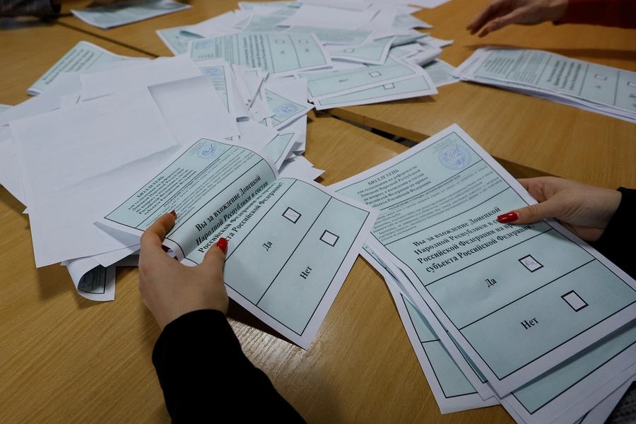 Austria condemns 'illegal sham referenda' held in Ukraine