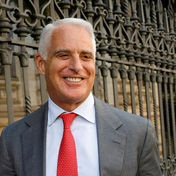 UniCredit CEO says no plans to abandon Commerzbank investment, newspaper reports