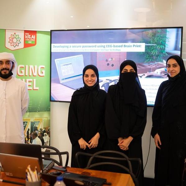 إعلان تأهل 6 فرق إماراتية لنهائيات تحدي العرب لإنترنت الأشياء والذكاء الإصطناعي 2022