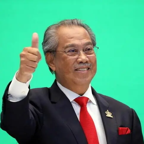 Malaysia PM defies calls to quit, wants confidence vote next month