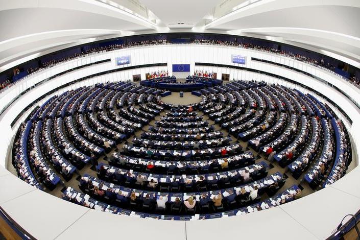 البرلمان الأوروبي: شركات الإنترنت ملزمة بإزالة المحتوى الإرهابي