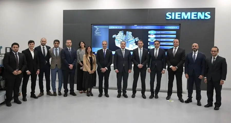 The Prime Minister visits Siemens Industry 4.0 Innovation Center in the new administrative capital