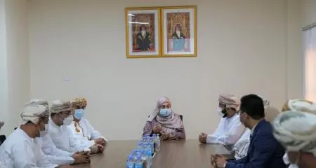 Minister of Higher Education, Research and Innovation explores projects in Al Buraimi Industrial City