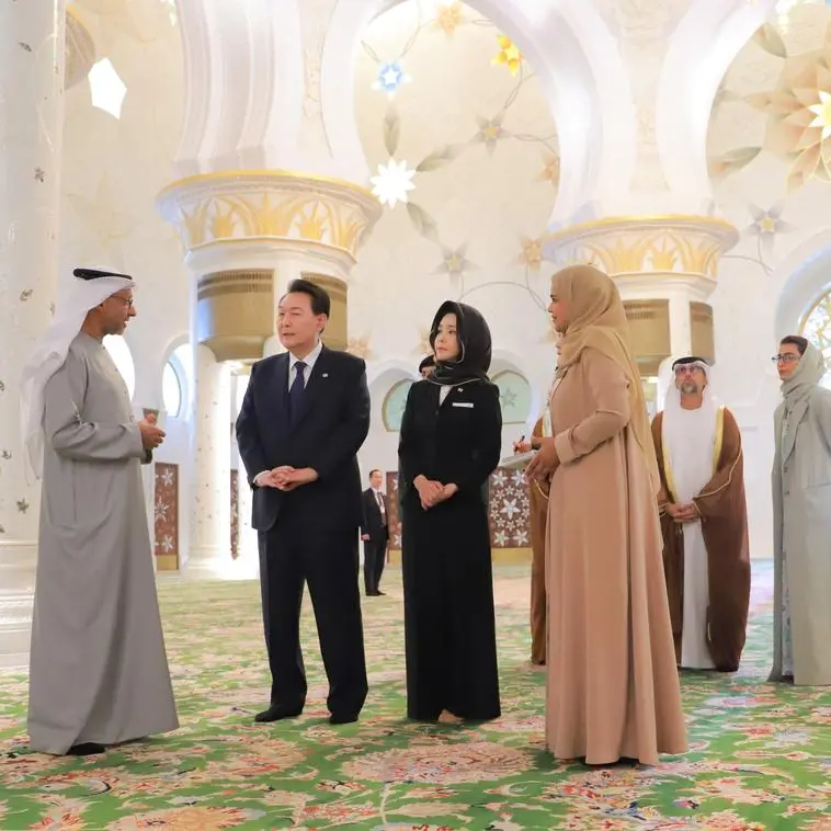 Korean President visits Sheikh Zayed Grand Mosque