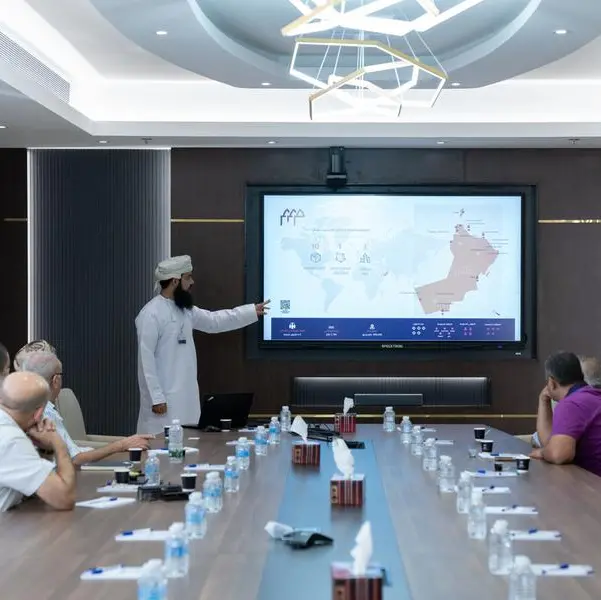 Tunisian business delegation explores investment opportunities in Samail Industrial City