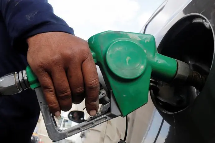 Oil falls about 3% as strong U.S. jobs data prompt interest rate concerns