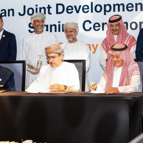 التوقيع على اتفاقية التطوير المشترك لمشروع هيدروجين عمان