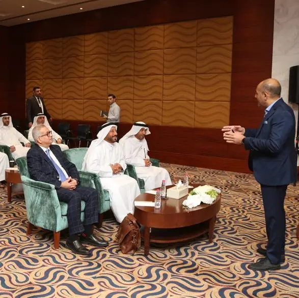 Sharjah Chamber of Commerce and Industry hosts scientific symposium on \"Metaverse\"