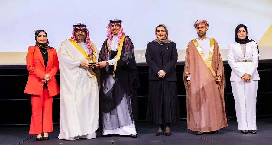 Vatel Bahrain receives “Job Placement” award at GHEDEX 2024