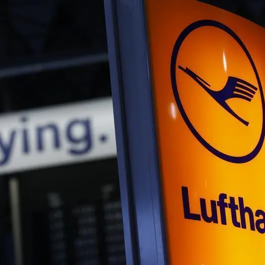 Lufthansa looks to strong summer to shake off strike costs