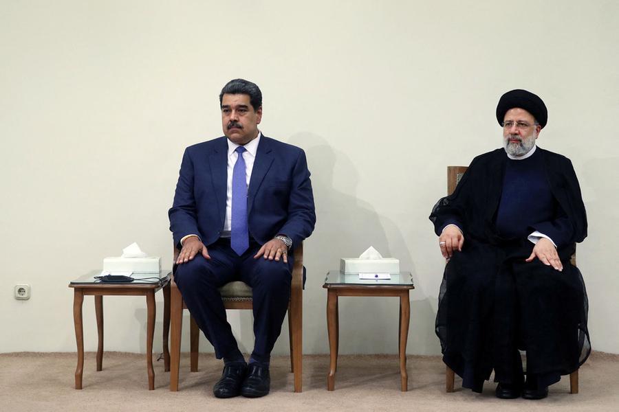 Under U.S. sanctions, Iran and Venezuela sign 20-year cooperation plan