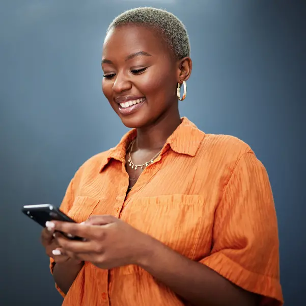 Mukuru and Payfast connect the cash digital divide for millions of customers and merchants in SA