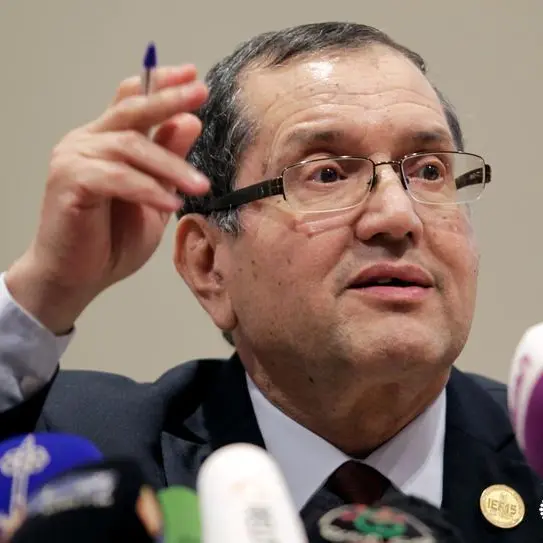 الإذاعة الرسمية: التغيير الوزاري بالجزائر يشمل وزير الطاقة بوطرفة