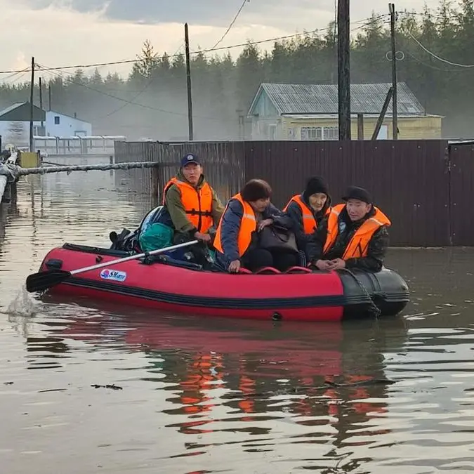 Kazakhstan and Russia battle huge floods