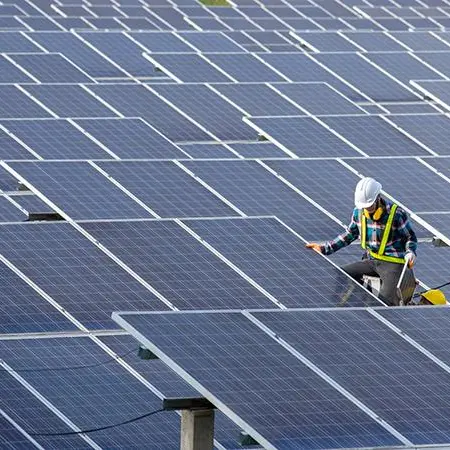 Abu Dhabi solar firm Sweihan raises $701mln via green bonds