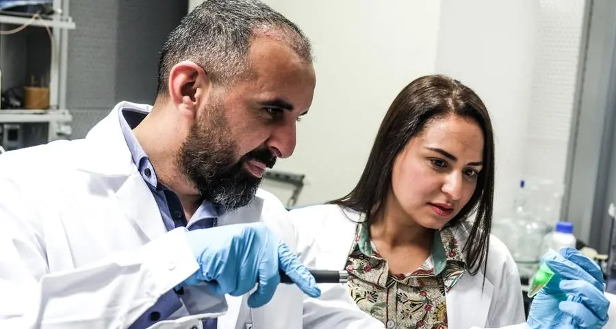 NYU Abu Dhabi researchers develop smart MRI molecules to detect and treat cancer