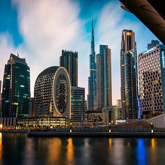 ما هو مشروع ريغاليا بالمنطقة التجارية في دبي؟