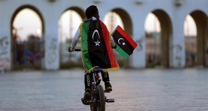 Tripoli tense amid standoff between Libya's two rival governments
