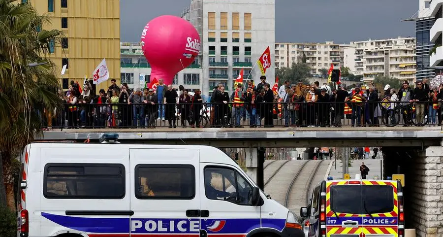 Macron under pressure to find way out of pension crisis after night of clashes