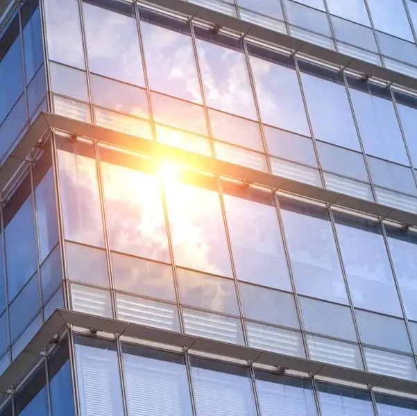 Emirates Glass and ClearVue sign deal to manufacture solar glazing solutions in the UAE and GCC