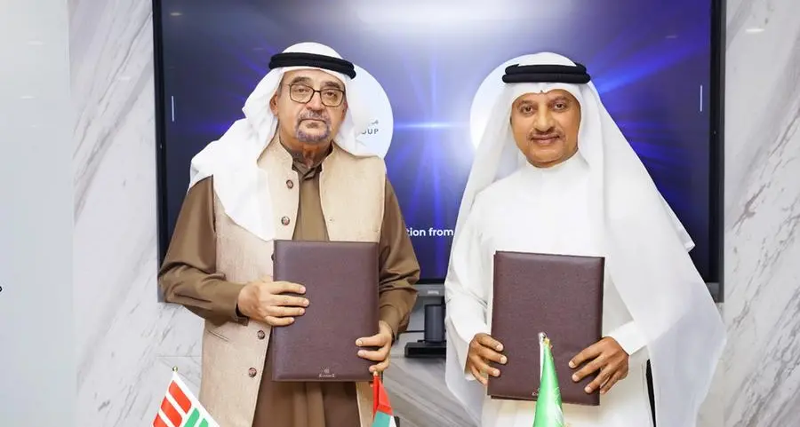 Sharjah Maritime Academy and Sharaf Group sign MoU