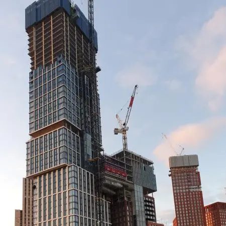 DAMAC's 1st tower in the city of London reaches its pinnacle