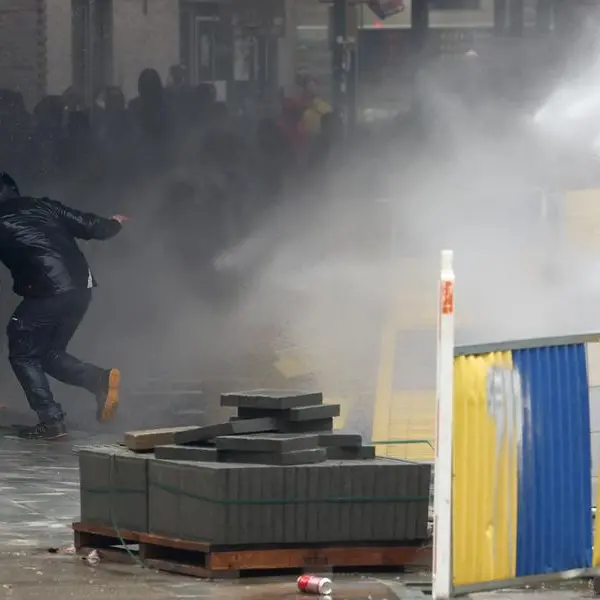 Protesting farmers jam Brussels with tractors as ministers meet