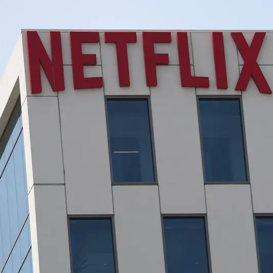 Netflix tops subscriber targets as ad-tier signups grow