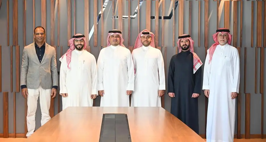 Seef Properties signs an agreement with Estater International